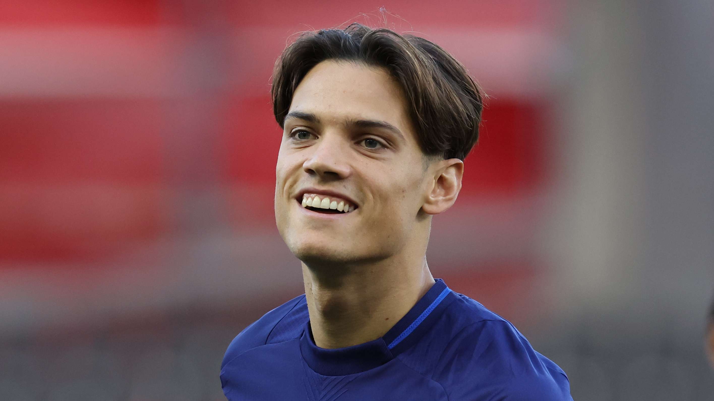 表现出色的 表现出色的